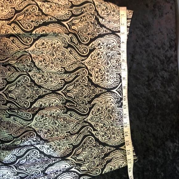 Apt. 9 Pleated Skirt, Sz 12, black/white paisley - Picture 2 of 4